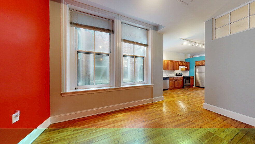 Breakfast Nook - 313 N Charles St