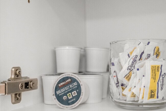 Building Photo - 280 Western Ave