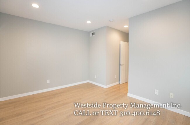 Building Photo - 6546 1/2 La Mirada Ave.-