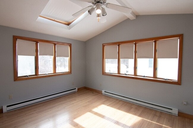 Building Photo - 87 Auburn St