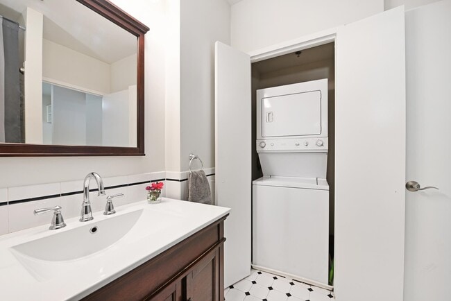 Building Photo - 1500 Washington St