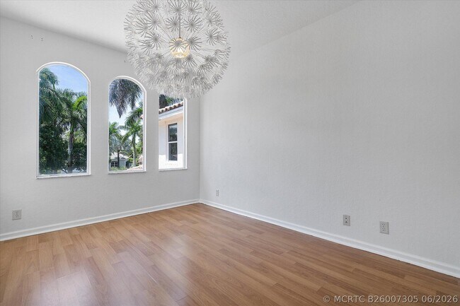Building Photo - 2013 Harbor View Cir