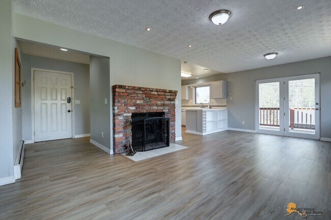 Building Photo - 4701 Grumman St