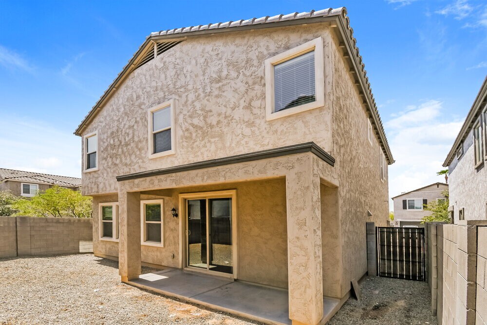 Building Photo - 1945 N Arroya Rd