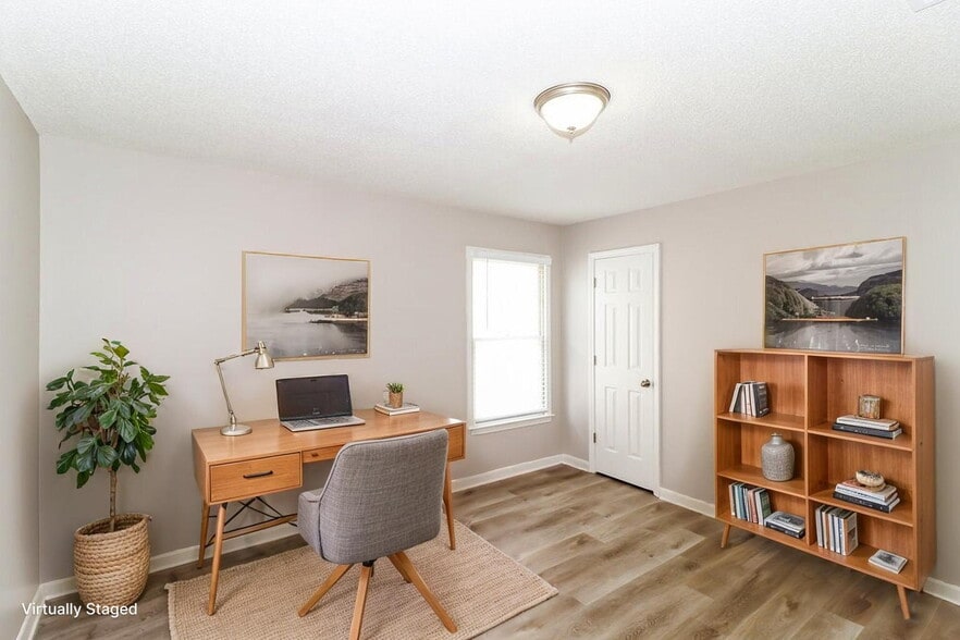 Building Photo - 1522 Appling Wood Cove S