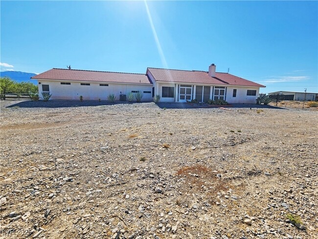 Building Photo - 3260 Helicopter Ave
