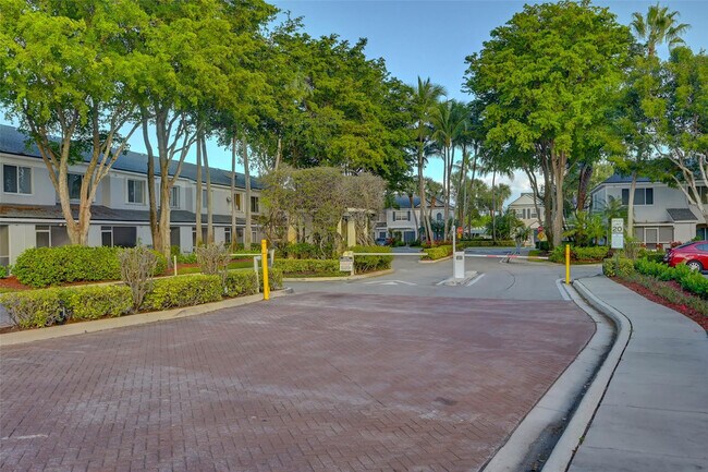 Building Photo - 5400 Jubilee Way