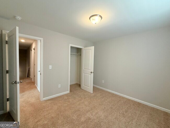 Building Photo - 301 Pescara Ct