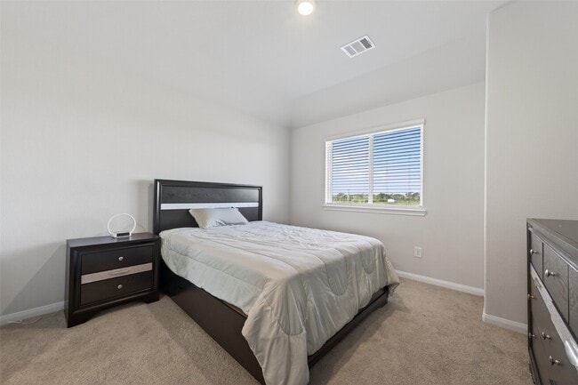 Building Photo - 3025 Waxwing Dr