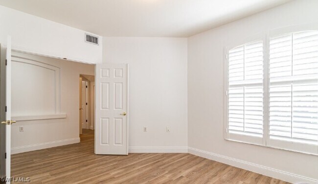 Building Photo - 2200 Arielle Dr