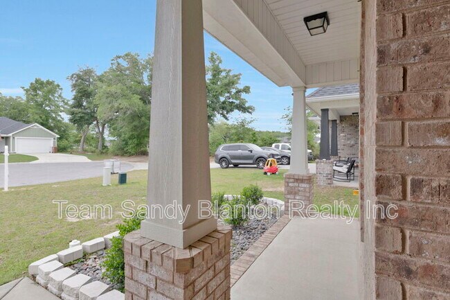 Building Photo - 5402 Parkside Dr