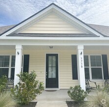 Building Photo - 3730 Sage Dr