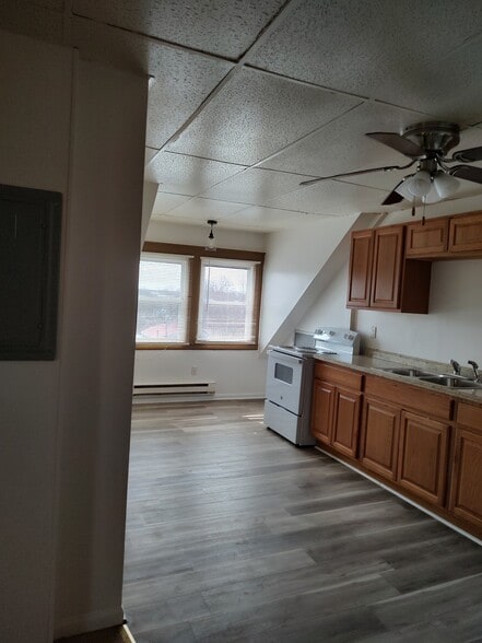 Building Photo - 12 Romeo Ave