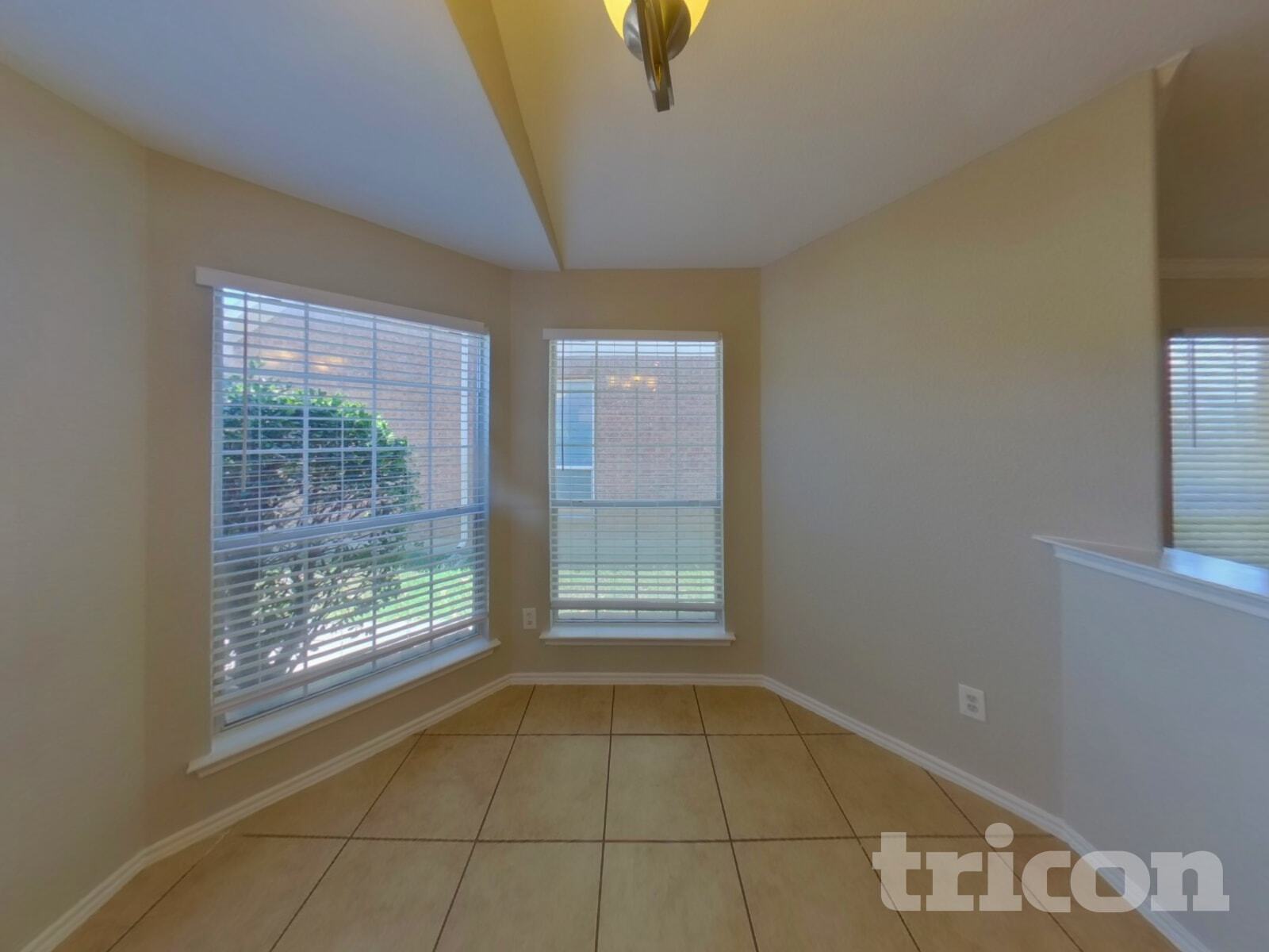 Building Photo - 2116 Charmion Ln