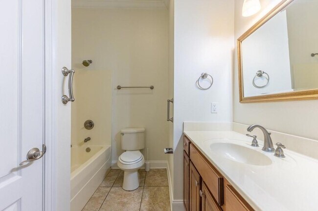 Building Photo - 321 Cypress Lakes Dr