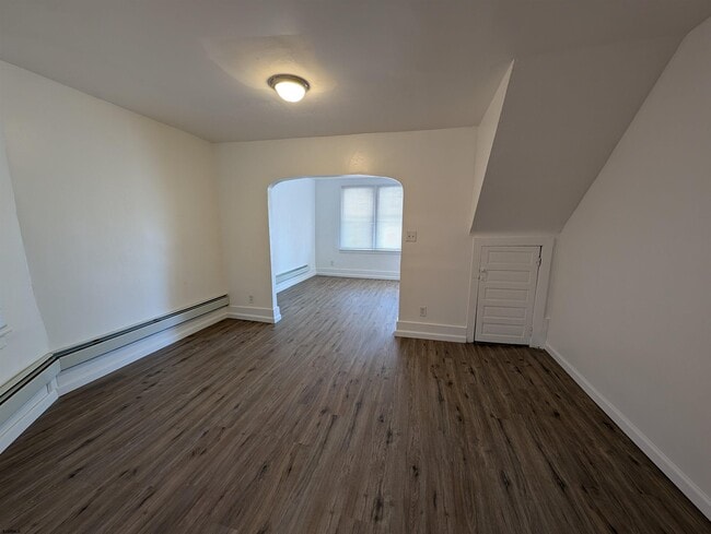 Building Photo - 2019 Grant Ave