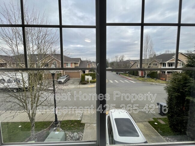 Building Photo - 14644 50th Ave NE