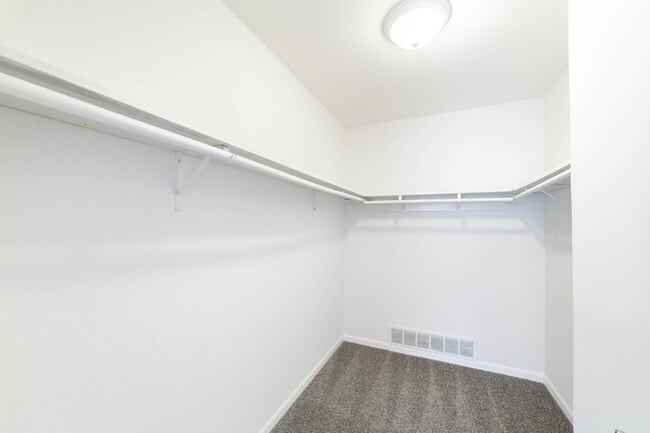 Building Photo - 201 Briarcrest Ct