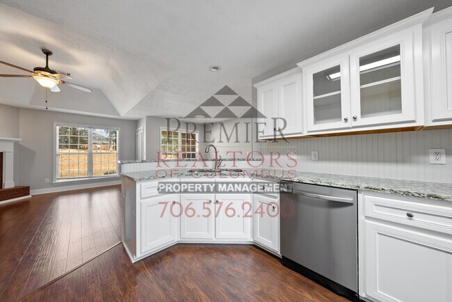 Building Photo - 8079 Garrett Pines Dr