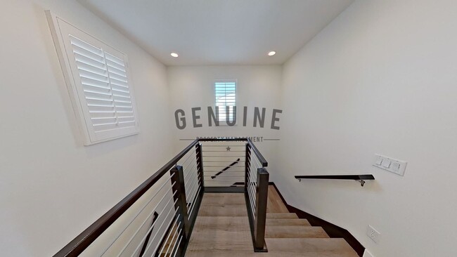 Building Photo - Gorgeous 3 Bedroom Townhouse in Ladera Ranch!