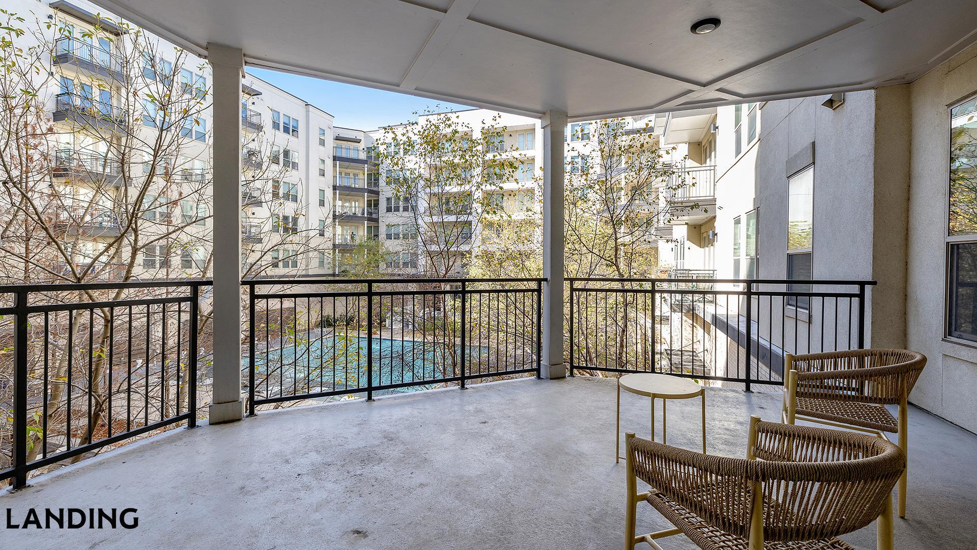 Building Photo - 101 S Center St