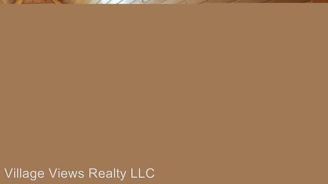 Building Photo - 102 E Brown St