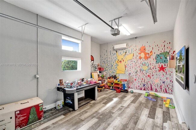 Building Photo - 10223 NW 75th Terrace