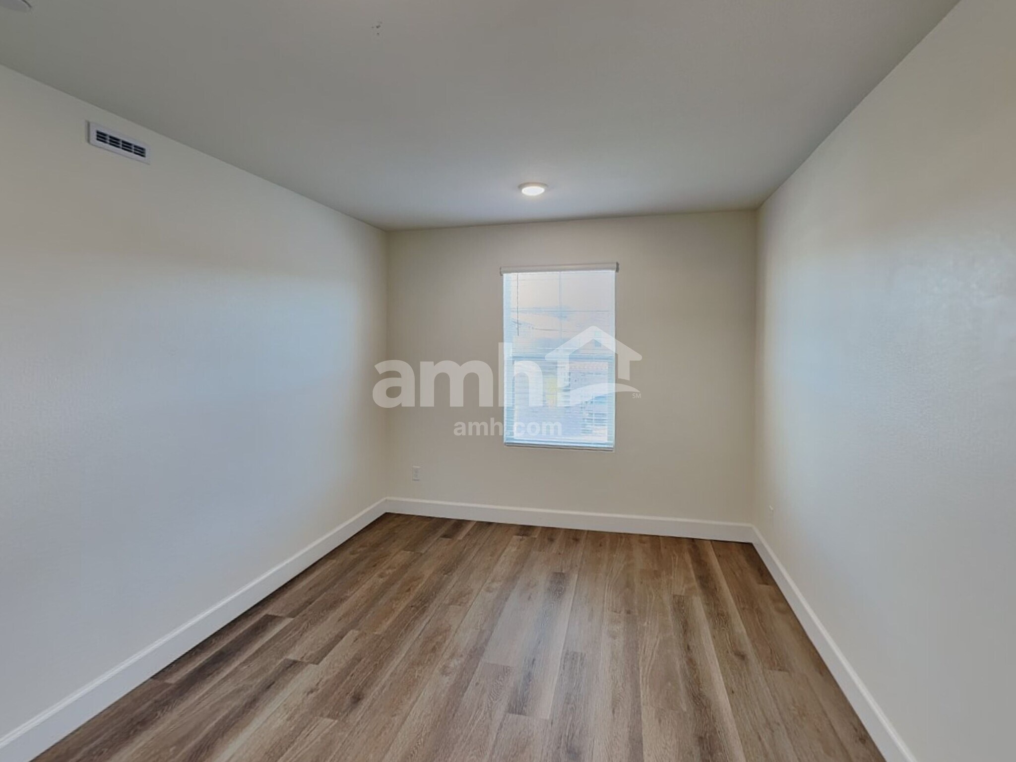 Building Photo - 150 Nico Azalea Ln