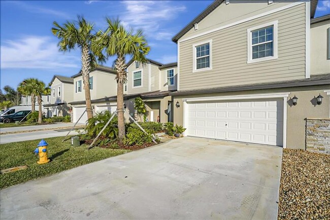 Building Photo - 21197 Threadfin Way