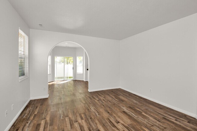 Building Photo - 286 Caleb Dr