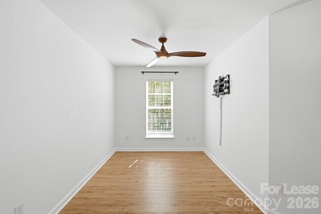 Building Photo - 4084 Holly Villa Cir