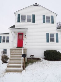 Building Photo - Modern Comfort Meets Prime Location: 3-Bedroom, 4-Bathroom Gem in Parkville, MD!