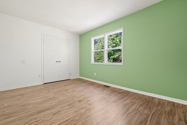 Building Photo - 2509 Stadium Dr