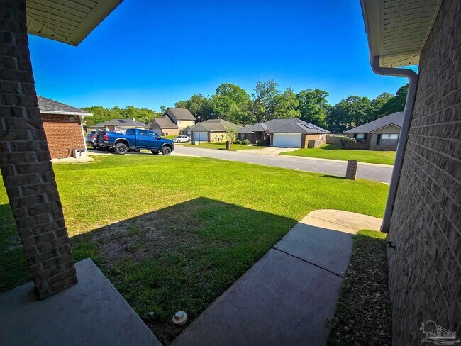 Building Photo - 6425 Sarasota St