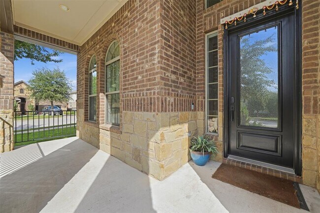 Building Photo - 2229 Champions Corner Dr