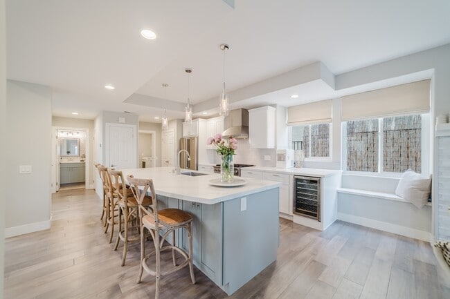 Building Photo - 7528 Navigator Cir