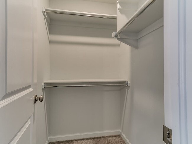 Building Photo - 1st Month Free - Stunning New Home!