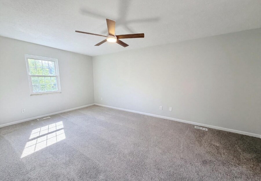 Building Photo - 1379 Gumbert Dr