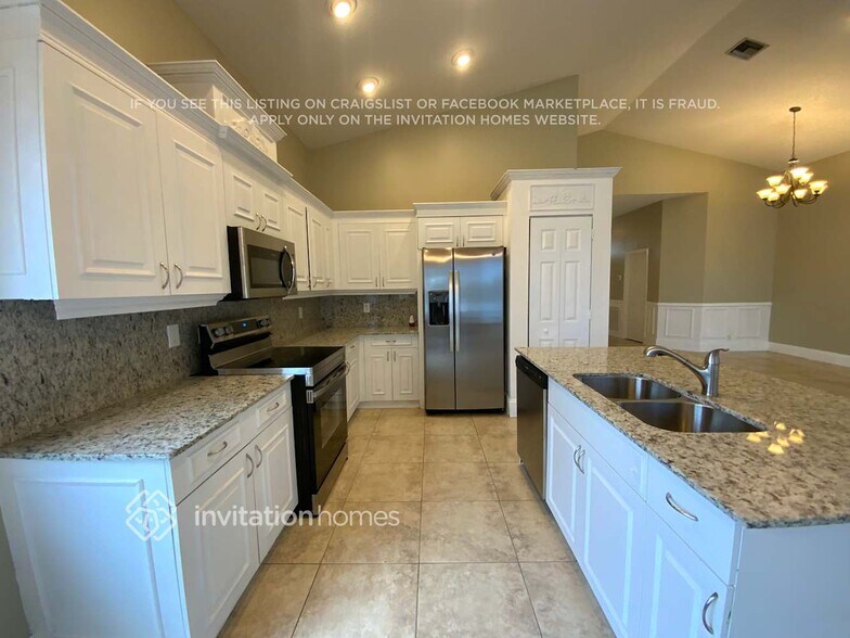 Building Photo - 7810 Hoffy Cir