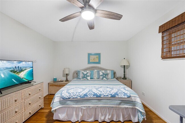 Building Photo - 96000 Overseas Hwy