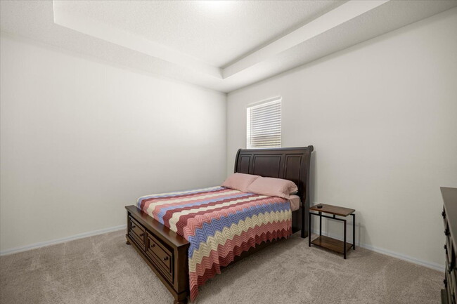 Building Photo - **Spacious 4-Bedroom, 3.5-Bath Home with Private Guest Suite and 3-Car Garage**