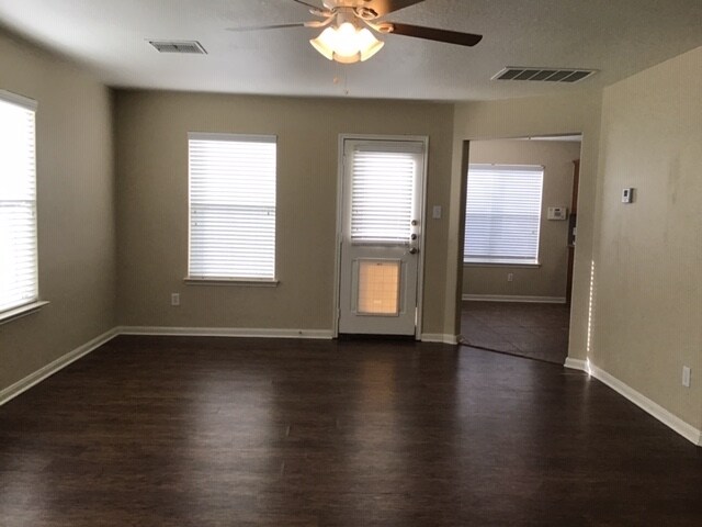 Building Photo - 18018 Melissa Springs Dr