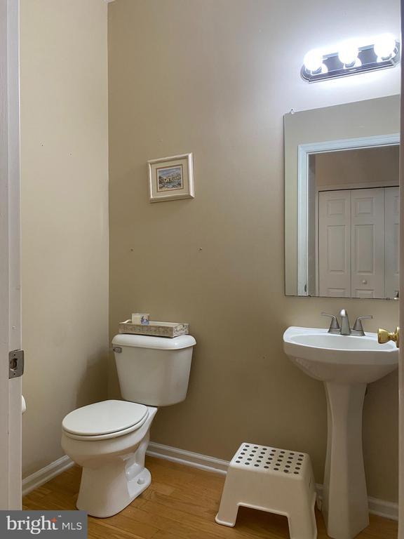 Building Photo - 623 Pepperbush Ct