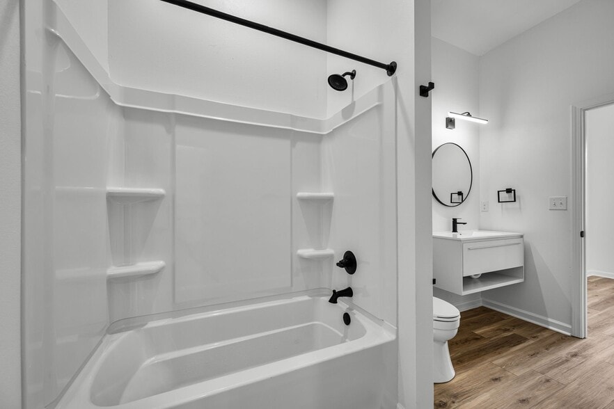 Building Photo - 310 Indigo Ln