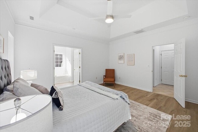 Building Photo - 7709 Sedgebrook Dr E