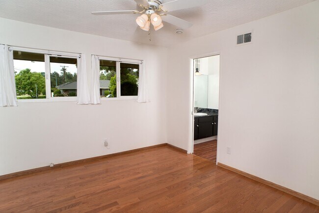 Building Photo - 18624 Kenya St