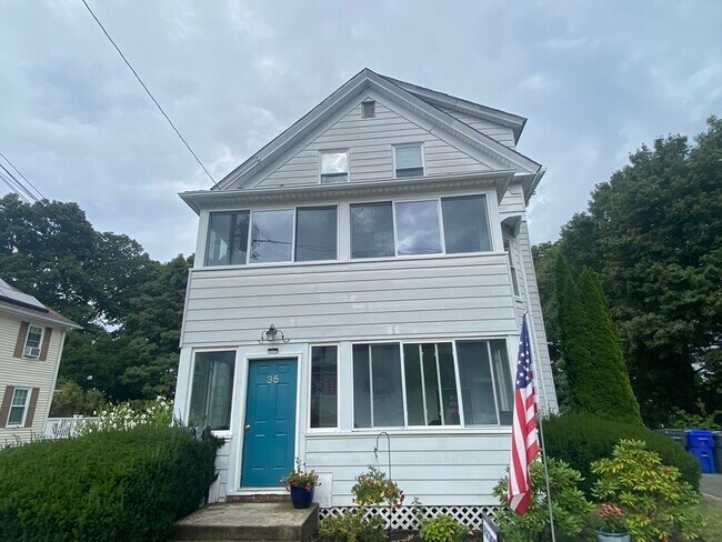 Primary Photo - 35 Grant St
