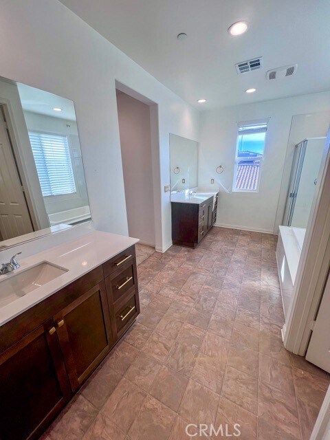 Building Photo - 30929 Palette Rd