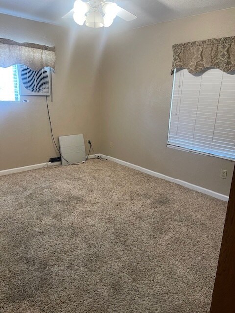 Building Photo - 26458 Larkspur St