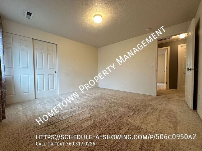 Building Photo - 7205 33rd Ave NE